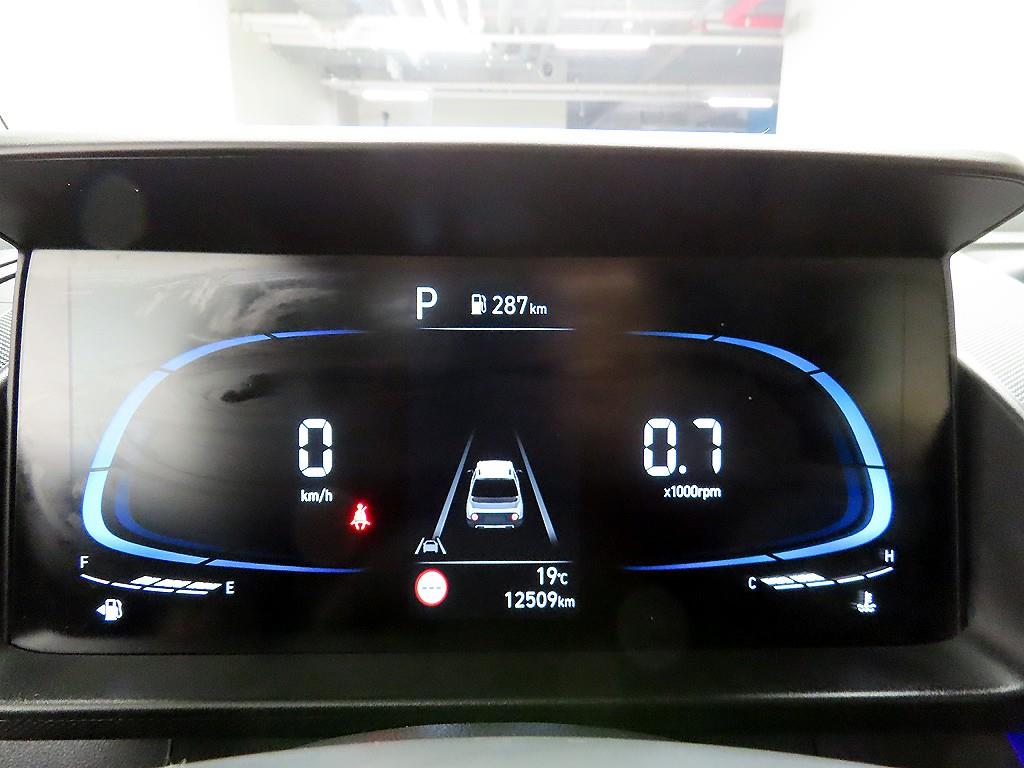 HYUNDAI Casper - Vista 6