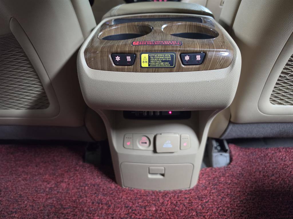 KIA Carnival 2015 Negro - Importación desde Corea - HF Imports Iquique - Foto 18