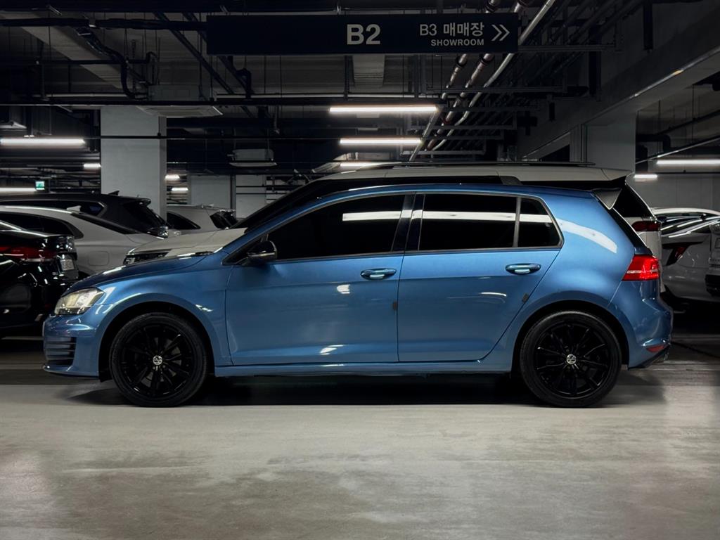 Volkswagen Golf - Vista 6