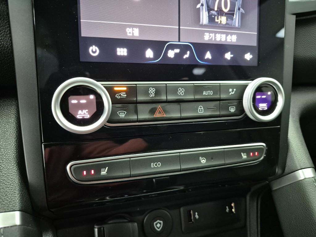 SAMSUNG QM6 - Vista 10