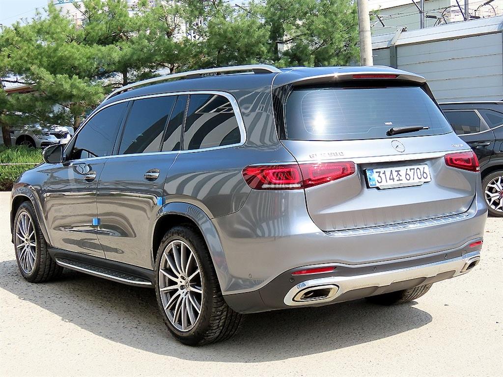 Mercedes Benz GLS Class - Vista 3
