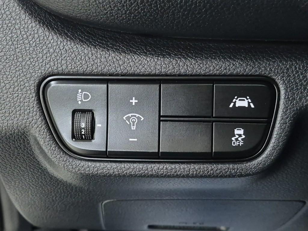 KIA Seltos 2020 Blanco - Importación desde Corea - HF Imports Iquique - Foto 15