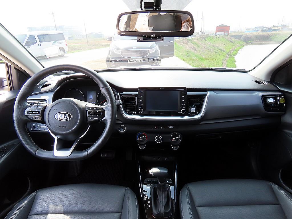 KIA Stonic - Vista 9