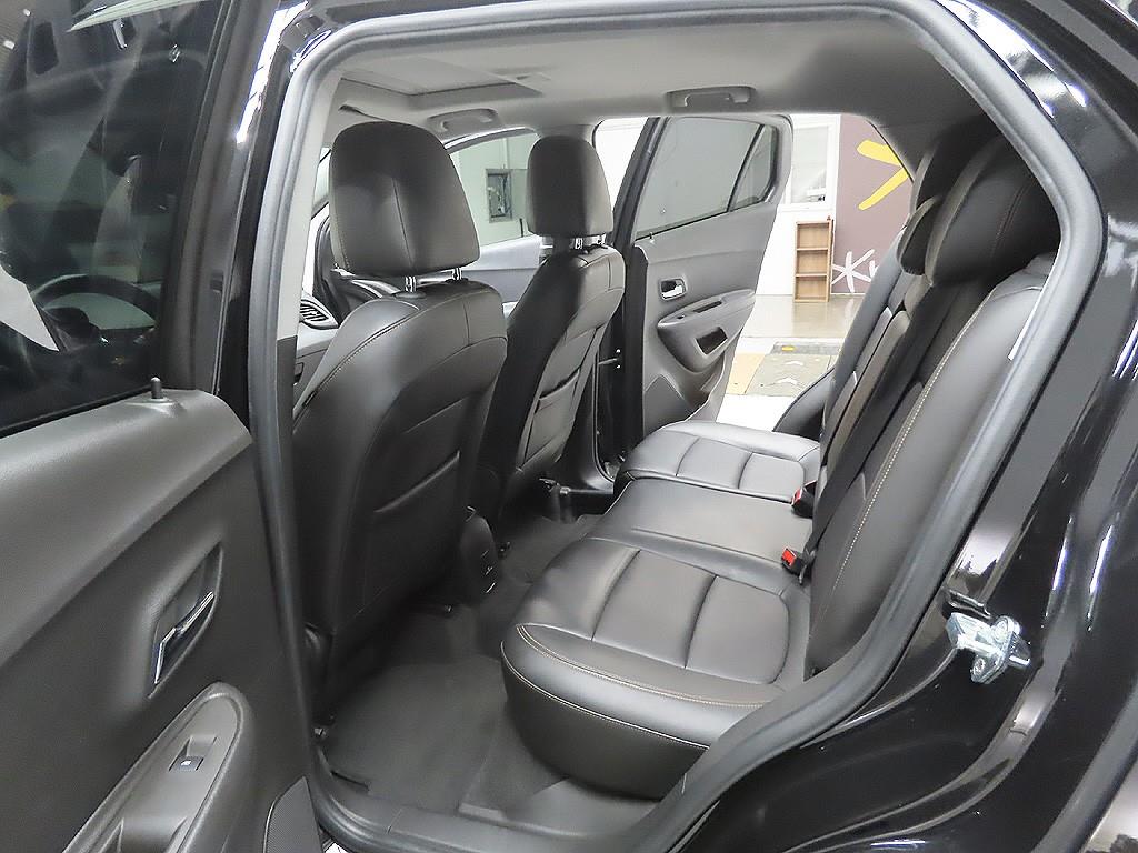 Chevrolet Trax 2018 Negro - Importación desde Corea - HF Imports Iquique - Foto 9
