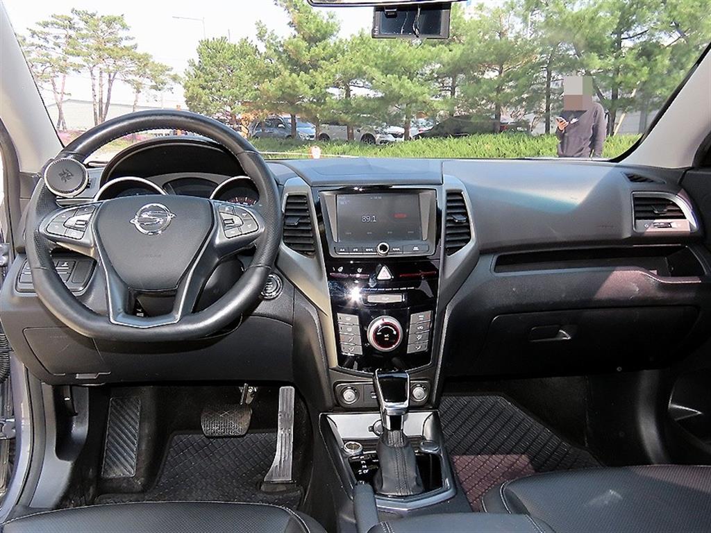Ssangyong Tivoli - Vista 7