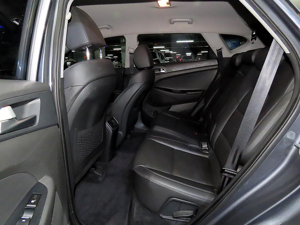 HYUNDAI Tucson - Vista 7