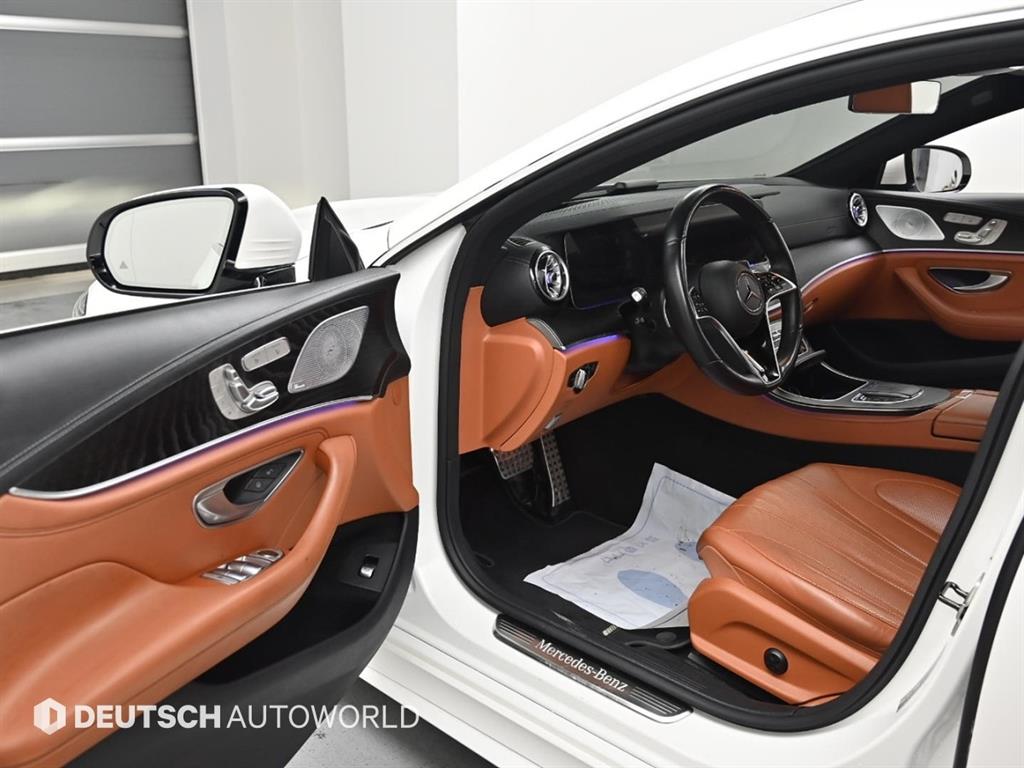 Mercedes Benz CLS Class - Vista 11