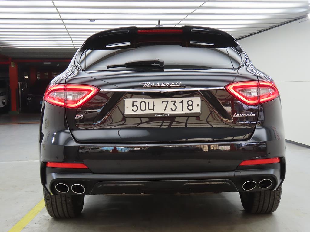 Maserati Levante - Vista 4