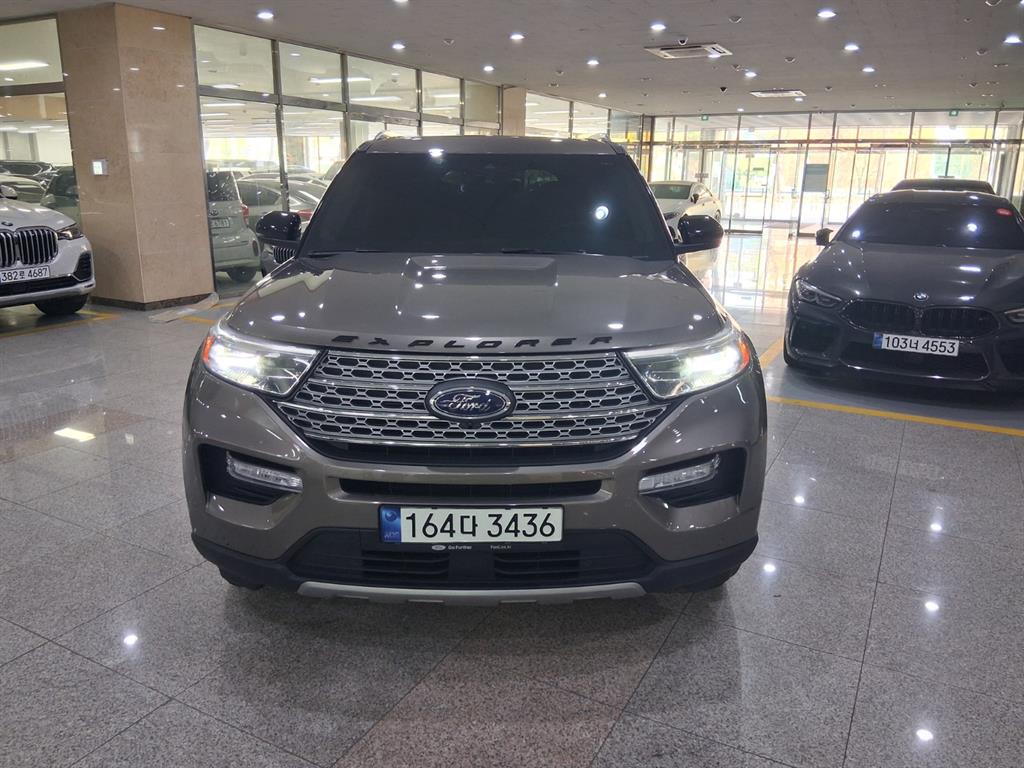 Ford Explorer - Vista 2