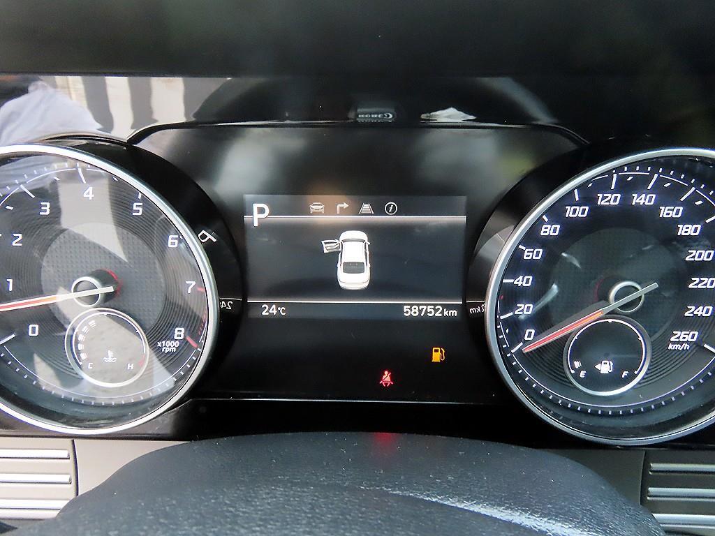 HYUNDAI Grandeur - Vista 9