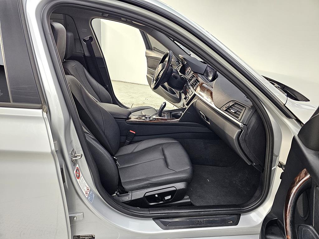 BMW 3 series - Vista 11