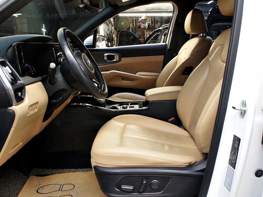 KIA Sorento - Vista 9