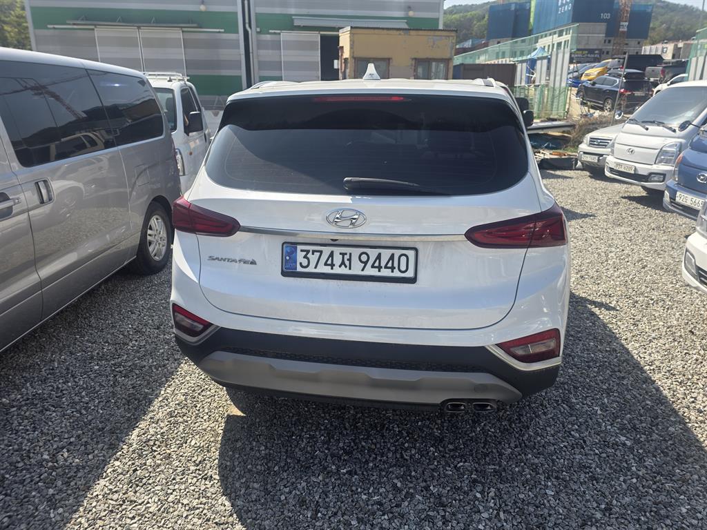 HYUNDAI Santa Fe - Vista 7