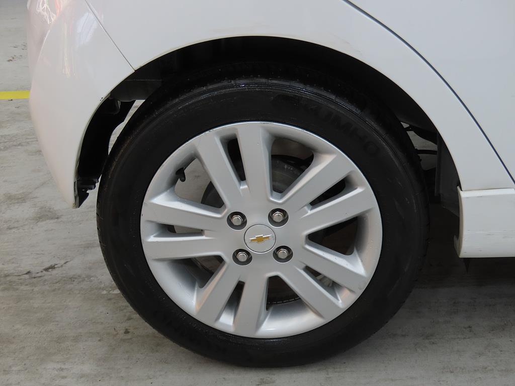 Chevrolet Spark 2015 Blanco - Importación desde Corea - HF Imports Iquique - Foto 20