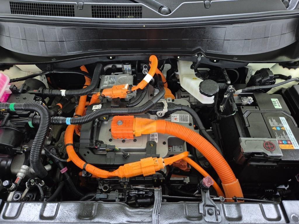 HYUNDAI Casper - Vista 5