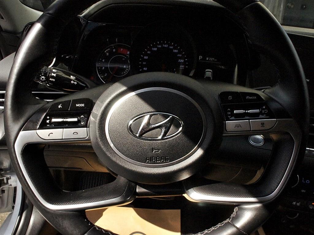 HYUNDAI Avante 2021 Blanco - Importación desde Corea - HF Imports Iquique - Foto 8