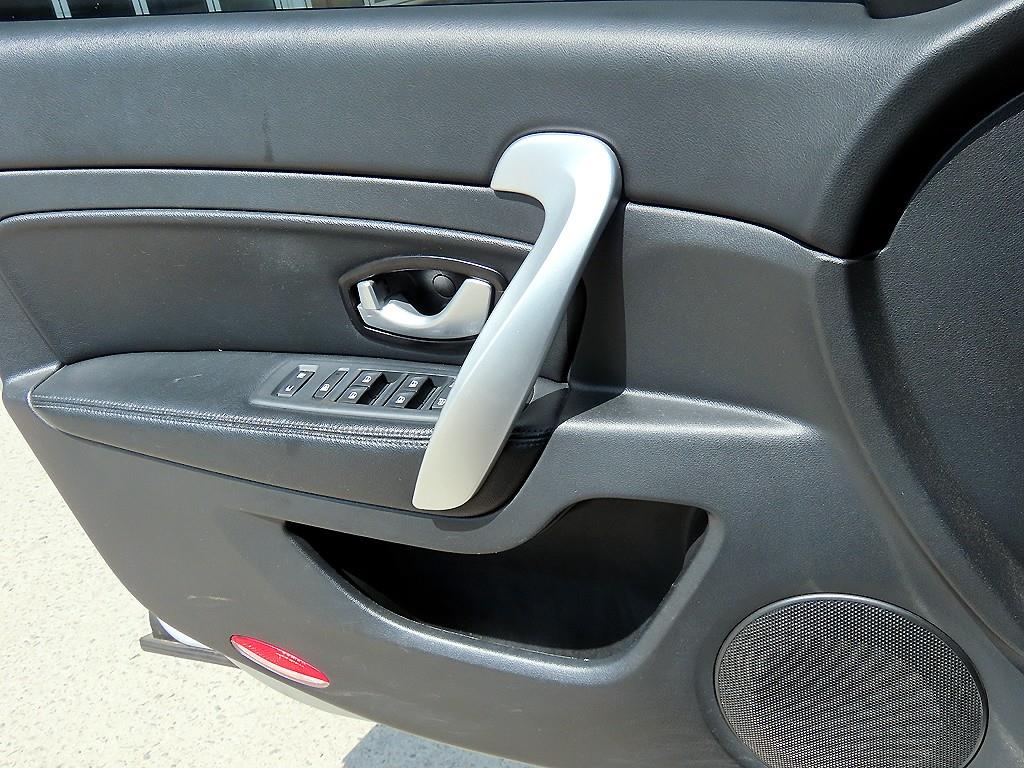 SAMSUNG SM5 - Vista 11