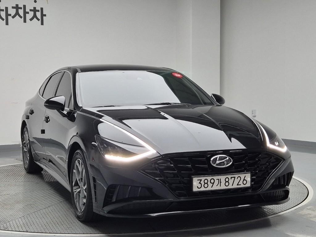 HYUNDAI Sonata - Vista 4