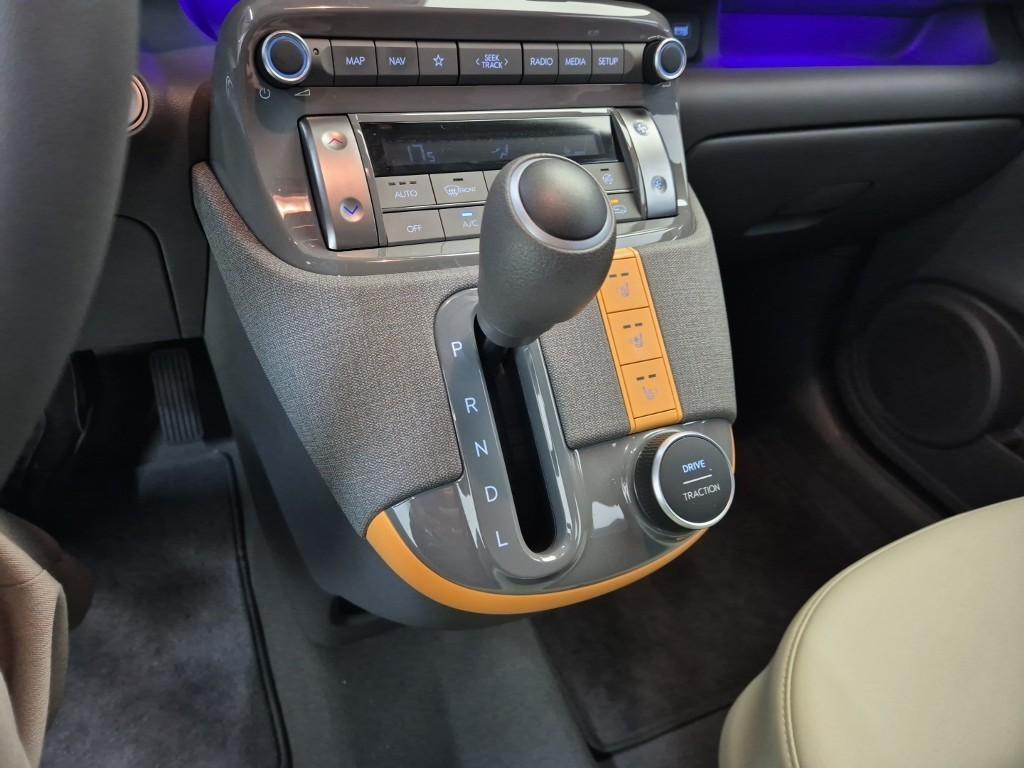 HYUNDAI Casper - Vista 11