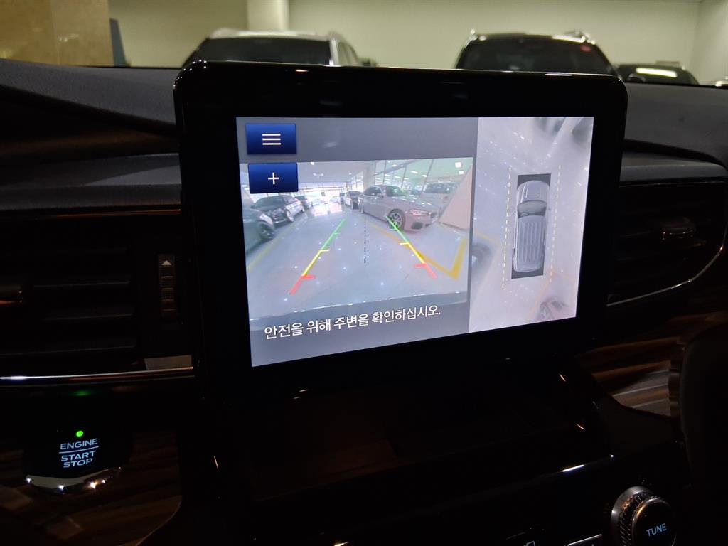 Ford Explorer - Vista 12