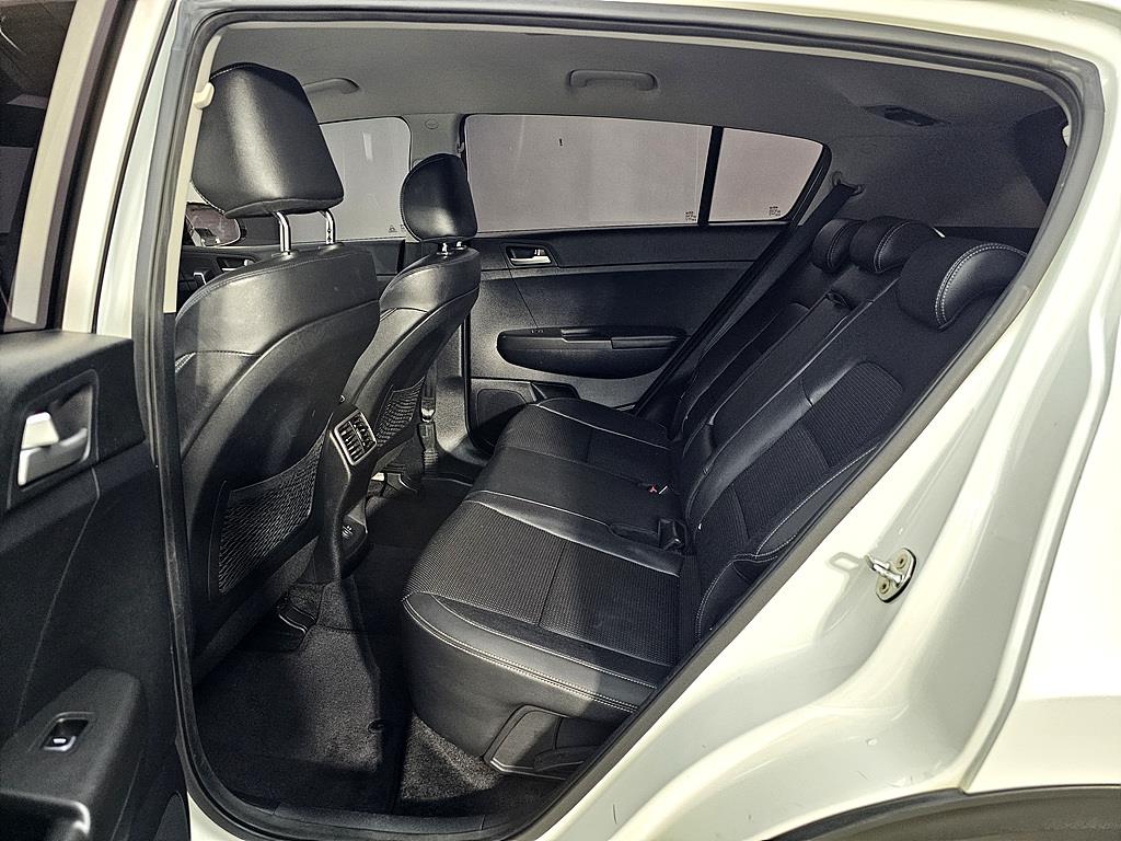 KIA Sportage - Vista 9
