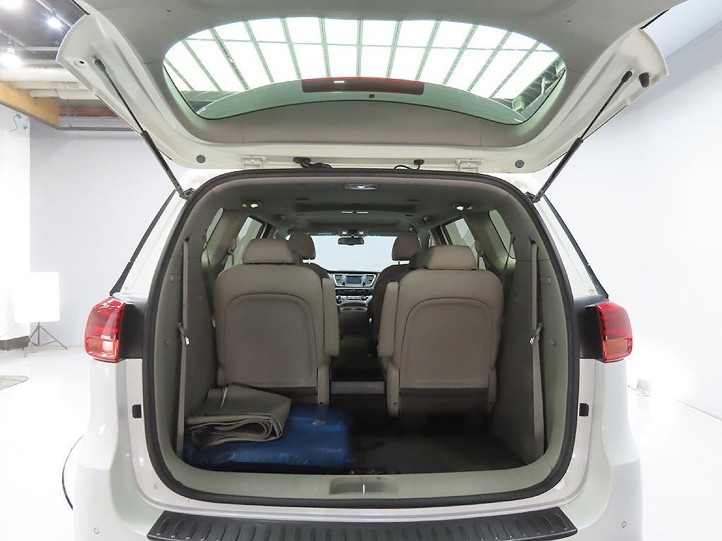 KIA Carnival 2019 Blanco - Importación desde Corea - HF Imports Iquique - Foto 9
