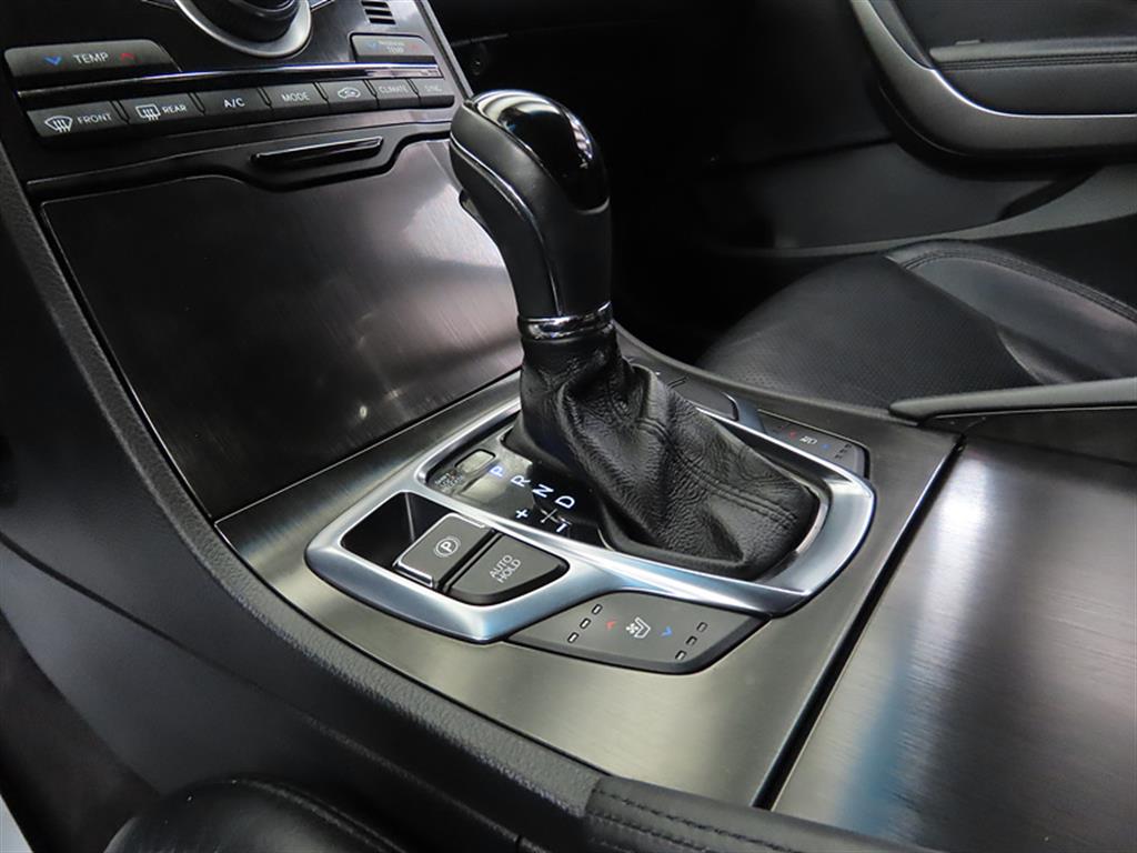 HYUNDAI Grandeur - Vista 11
