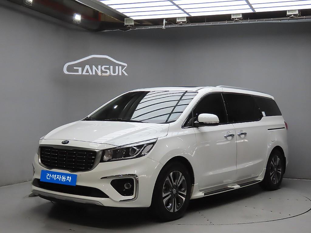 KIA Carnival - Vista 3
