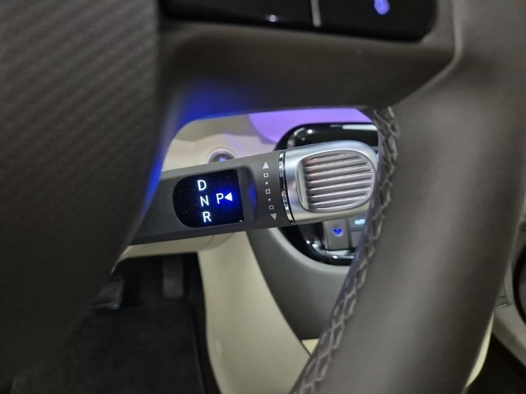 HYUNDAI Casper - Vista 8