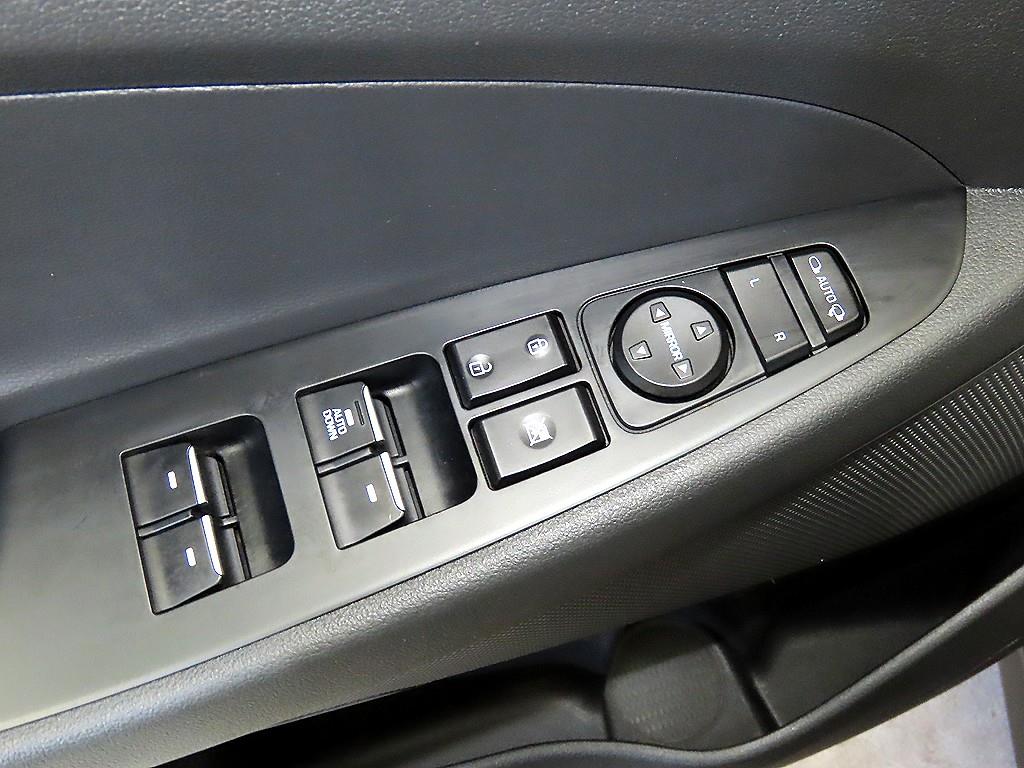 HYUNDAI Tucson 2019 Gris - Importación desde Corea - HF Imports Iquique - Foto 13