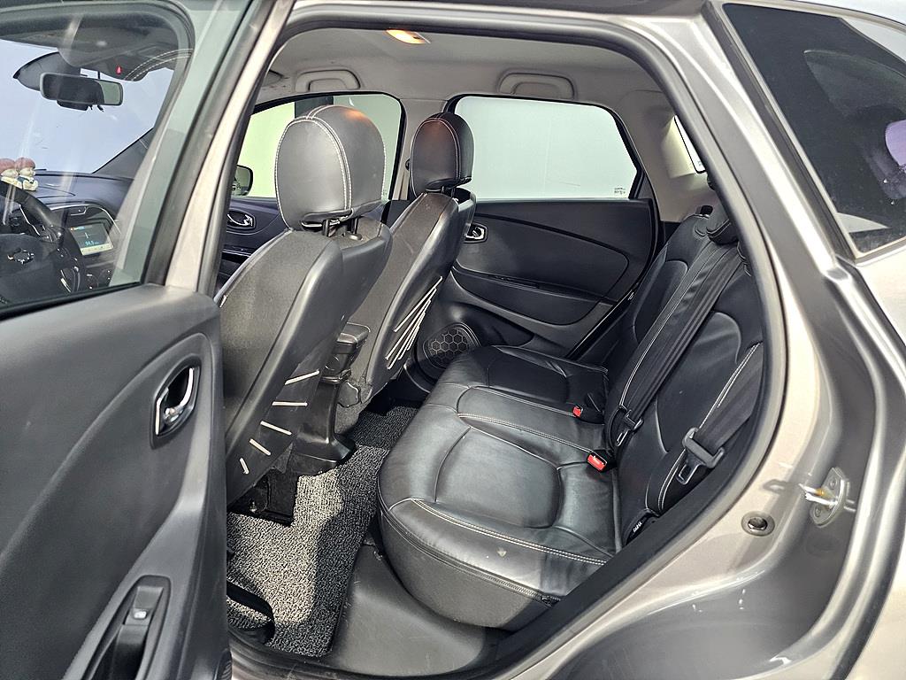 SAMSUNG QM3 - Vista 9