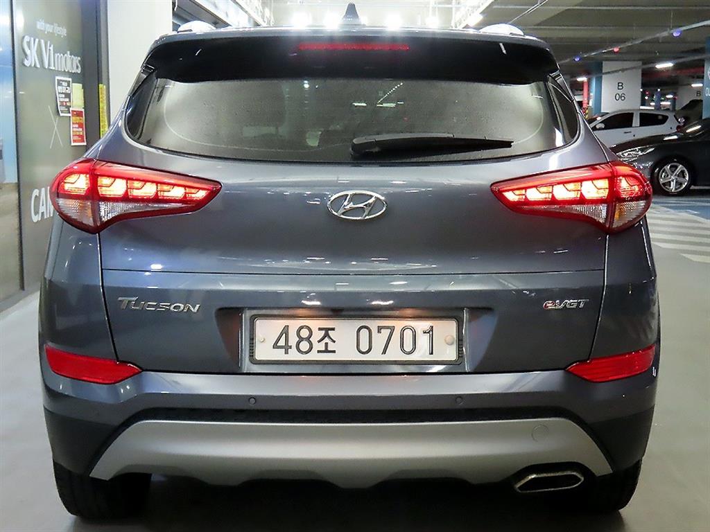 HYUNDAI Tucson - Vista 5