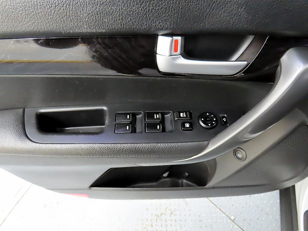 KIA Sorento - Vista 11