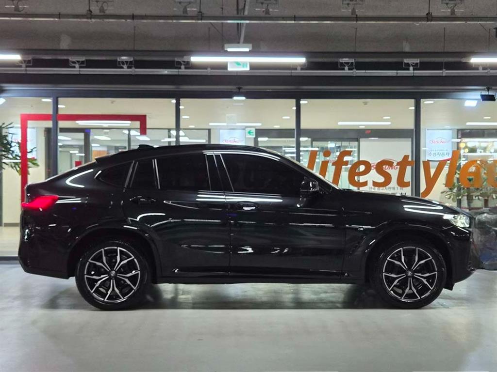 BMW X4 - Vista 3