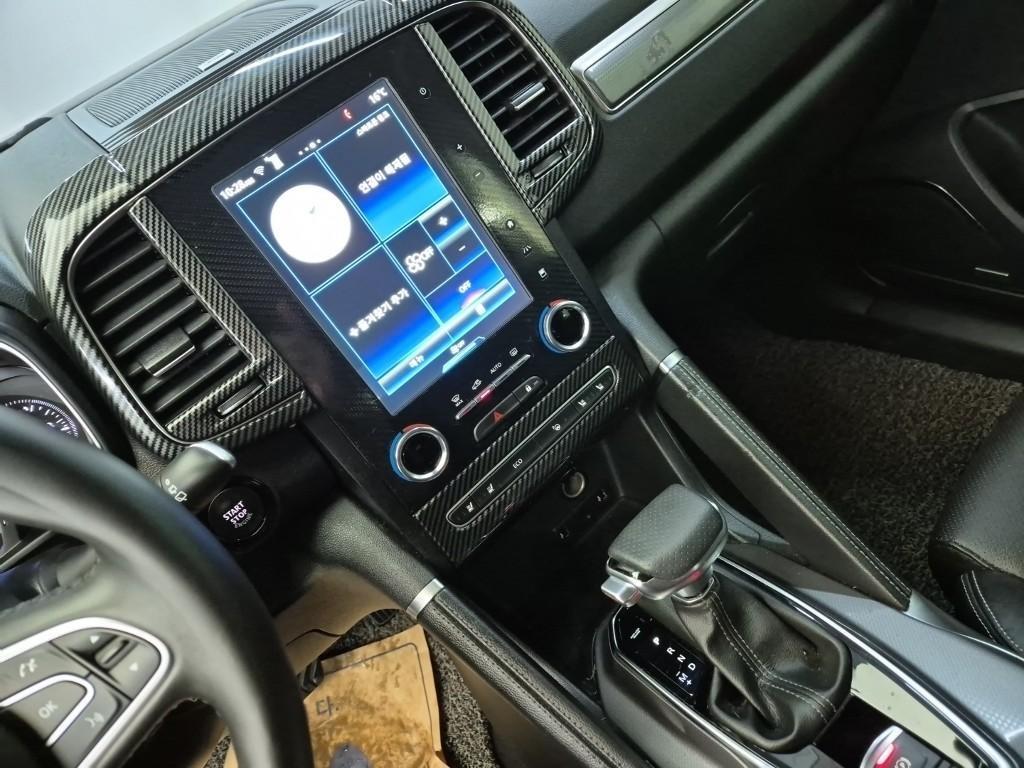 SAMSUNG QM6 - Vista 10