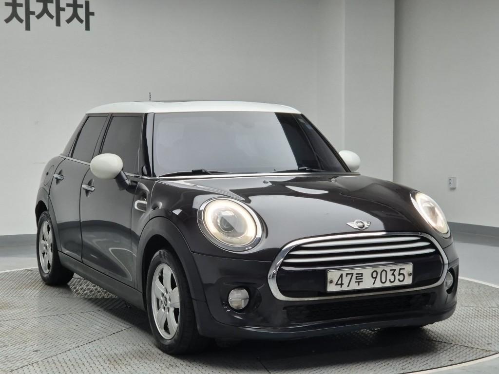 Mini Cooper - Vista 4