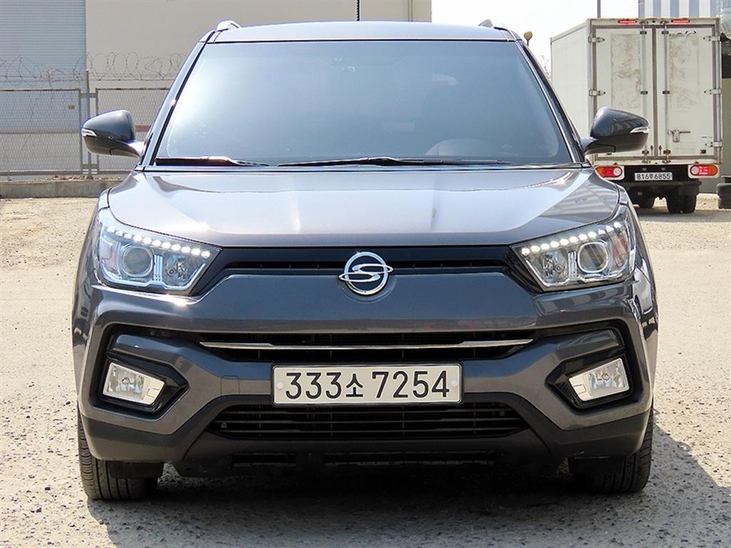 Ssangyong Tivoli 2019 Gris - Importación desde Corea - HF Imports Iquique - Foto 1
