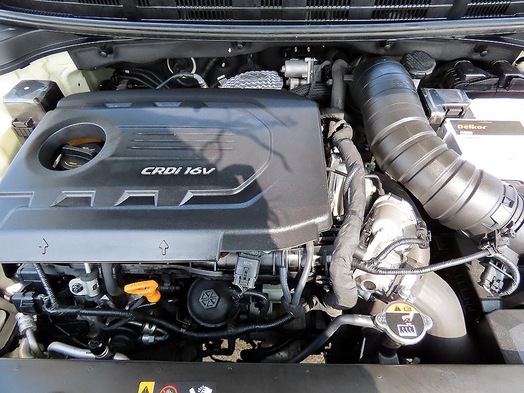 KIA Stonic 2018 - Importación desde Corea - HF Imports Iquique - Foto 19