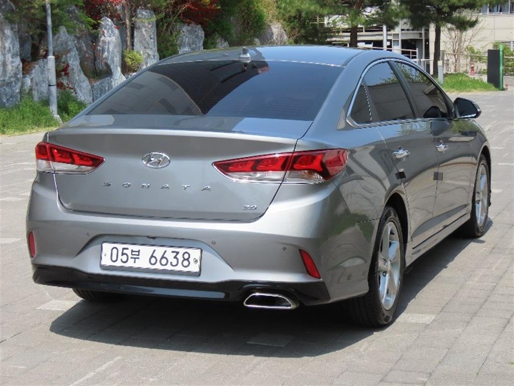 HYUNDAI Sonata - Vista 5