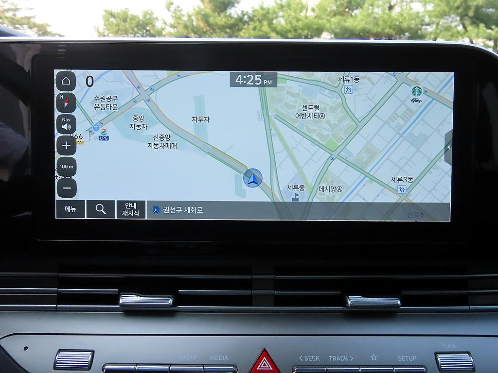 HYUNDAI Grandeur 2023 Blanco - Importación desde Corea - HF Imports Iquique - Foto 14