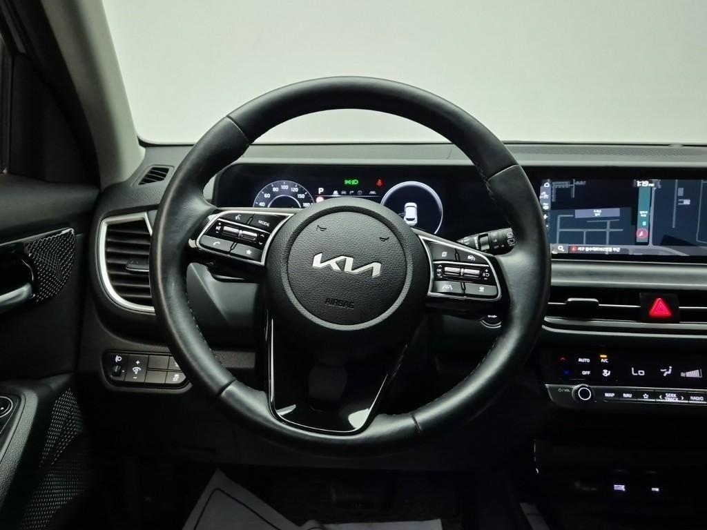 KIA Seltos - Vista 9