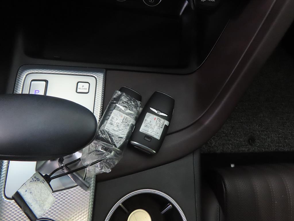 Genesis G70 2023 Blanco - Importación desde Corea - HF Imports Iquique - Foto 14