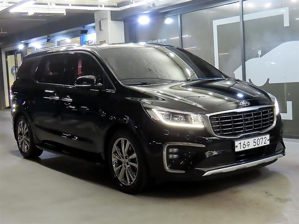 KIA Carnival 2019 Negro - Importación desde Corea - HF Imports Iquique - Foto 1