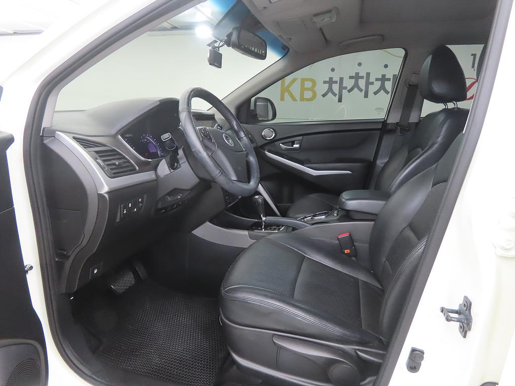 Ssangyong Korando - Vista 5