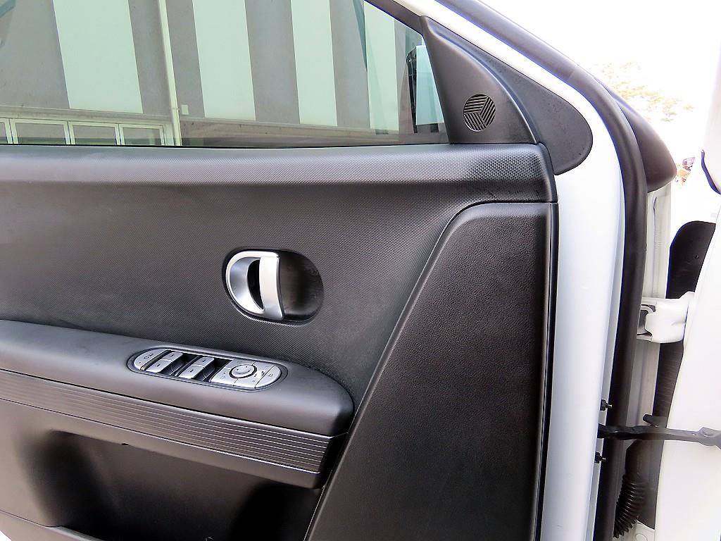 HYUNDAI Ioniq 5 - Vista 11