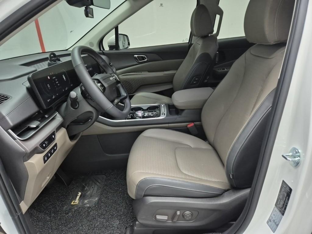 KIA Carnival 2026 Blanco - Importación desde Corea - HF Imports Iquique - Foto 15