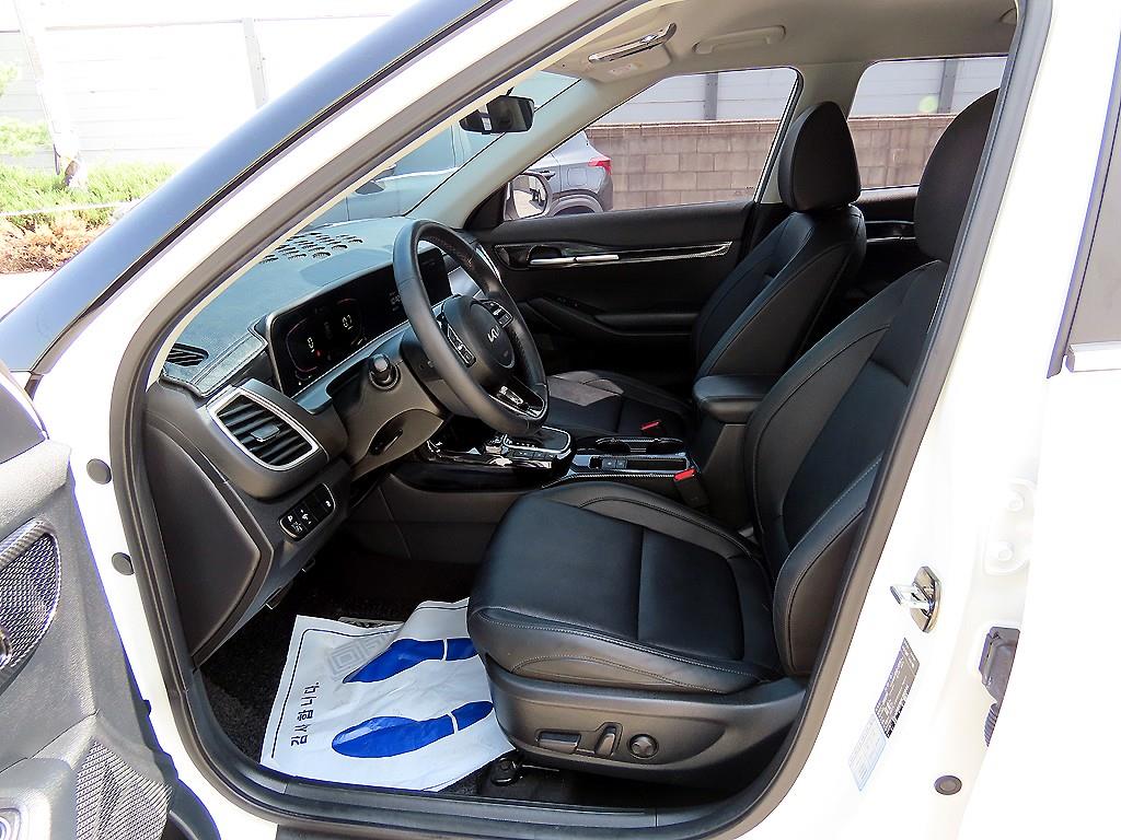 KIA Seltos - Vista 5