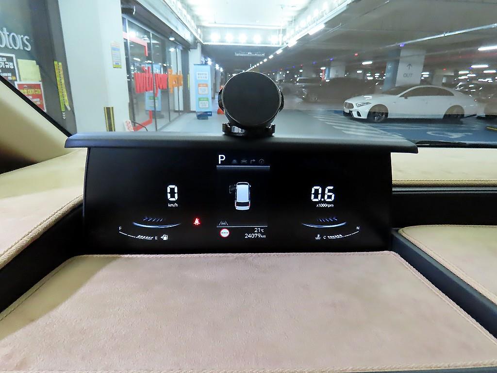 HYUNDAI Staria - Vista 9