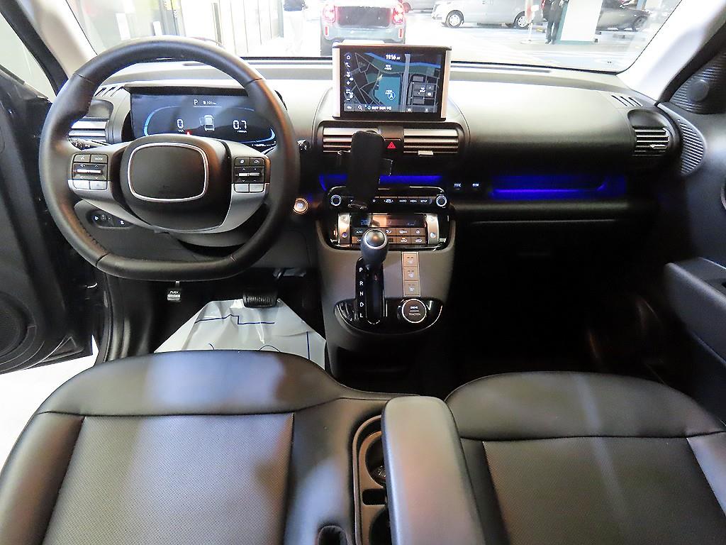 HYUNDAI Casper - Vista 10