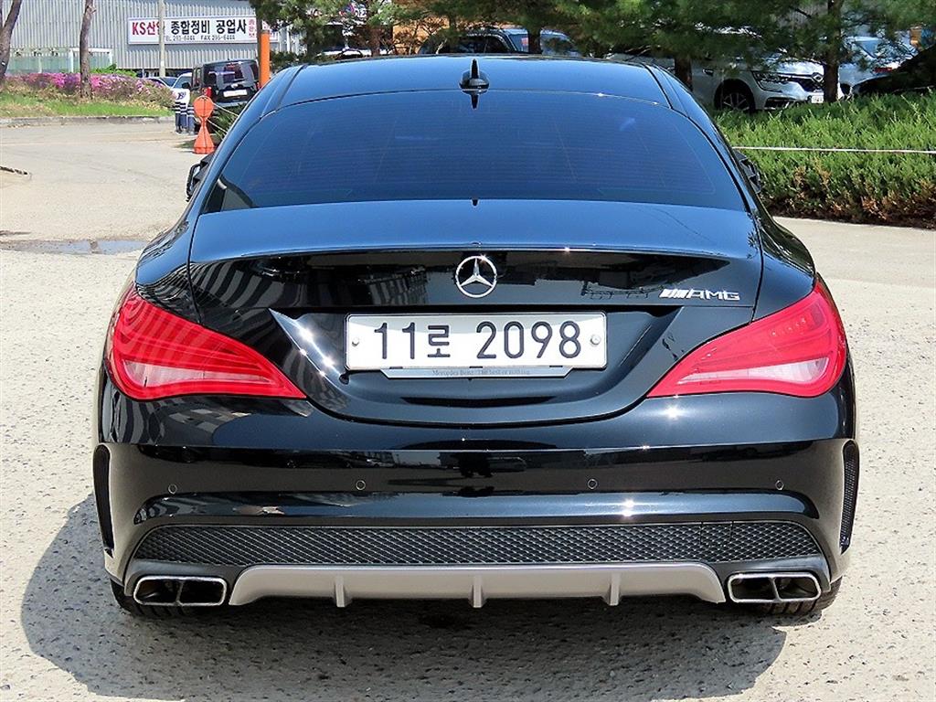 Mercedes Benz CLA Class - Vista 4